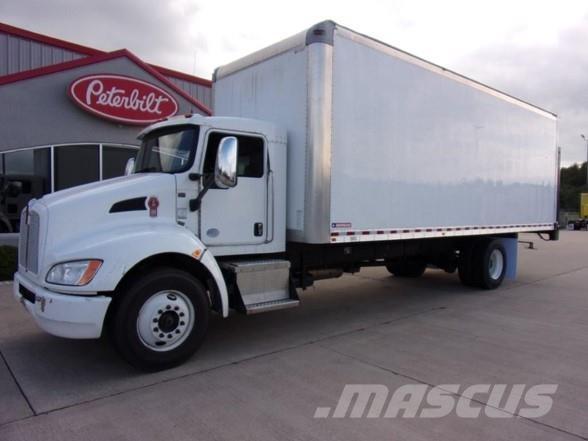 Kenworth T300 شاحنات ذات هيكل صندوقي