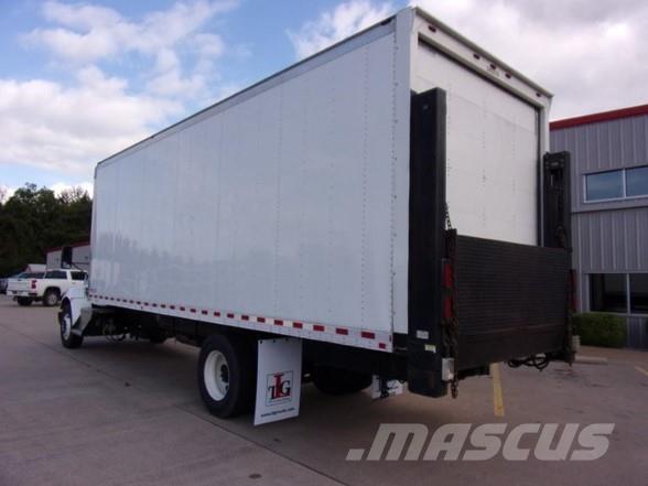 Kenworth T300 شاحنات ذات هيكل صندوقي