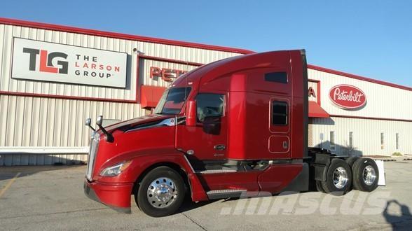 Kenworth T680 وحدات الجر