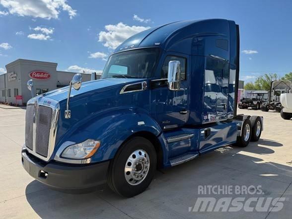 Kenworth T680 وحدات الجر