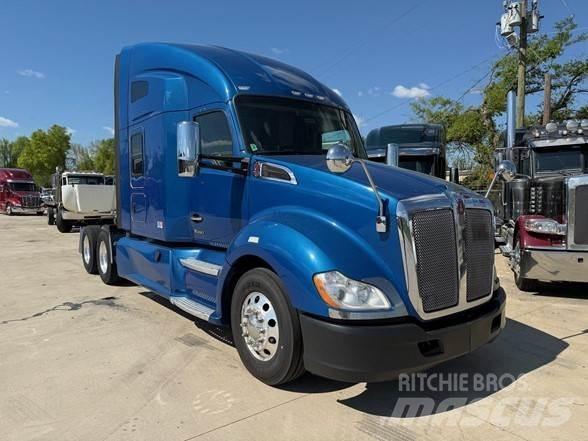 Kenworth T680 وحدات الجر