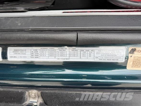 Kenworth T680 وحدات الجر