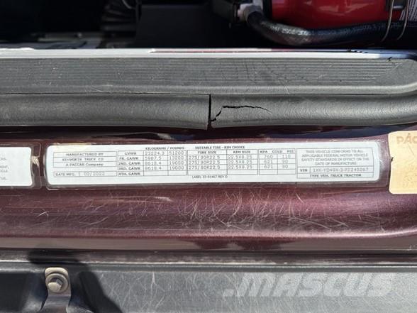 Kenworth T680 وحدات الجر