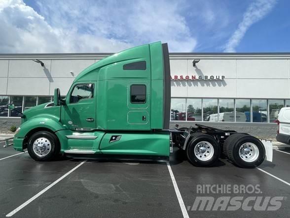 Kenworth T680 وحدات الجر
