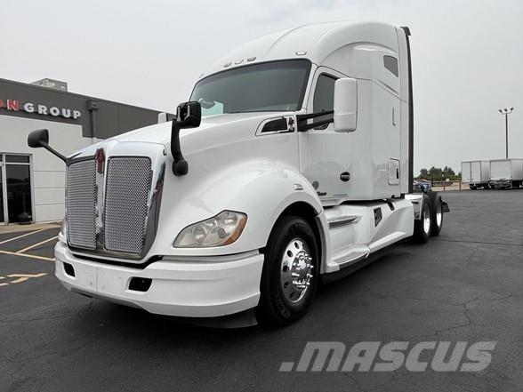 Kenworth T680 وحدات الجر