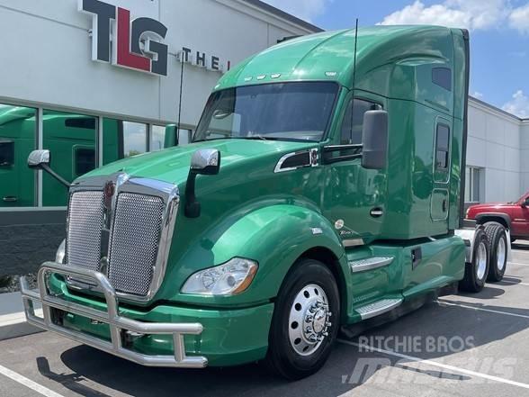 Kenworth T680 وحدات الجر