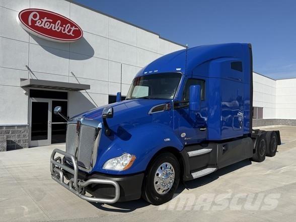 Kenworth T680 وحدات الجر