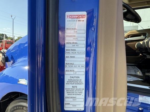 Kenworth T680 وحدات الجر