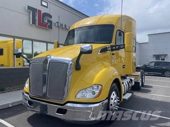 Kenworth T680 وحدات الجر