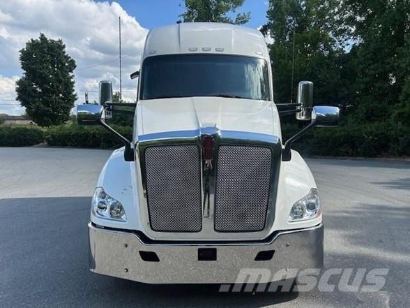 Kenworth T680 وحدات الجر