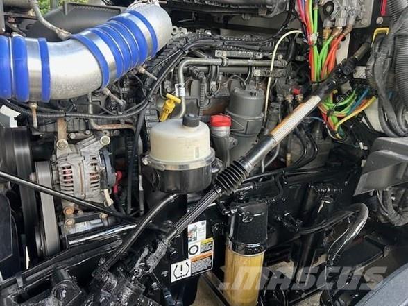 Kenworth T680 وحدات الجر