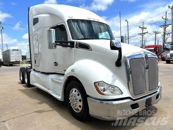 Kenworth T680 وحدات الجر