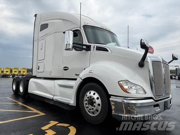 Kenworth T680 وحدات الجر