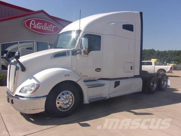 Kenworth T680 وحدات الجر