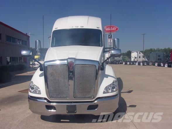Kenworth T680 وحدات الجر