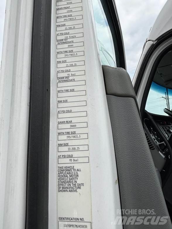 Kenworth T680 وحدات الجر