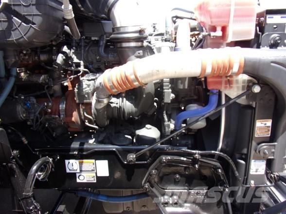 Kenworth T680 وحدات الجر