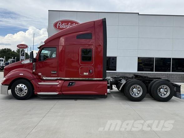 Kenworth T680 وحدات الجر