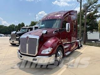 Kenworth T680 وحدات الجر