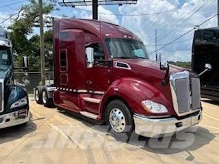 Kenworth T680 وحدات الجر