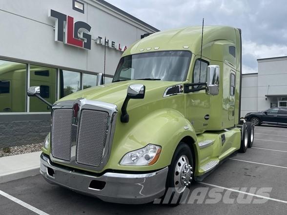 Kenworth T680 وحدات الجر
