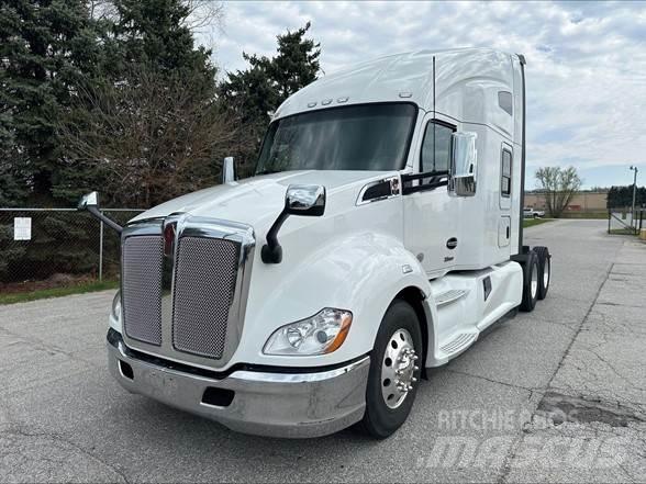 Kenworth T680 وحدات الجر