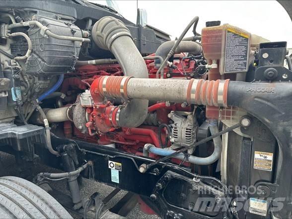 Kenworth T680 وحدات الجر