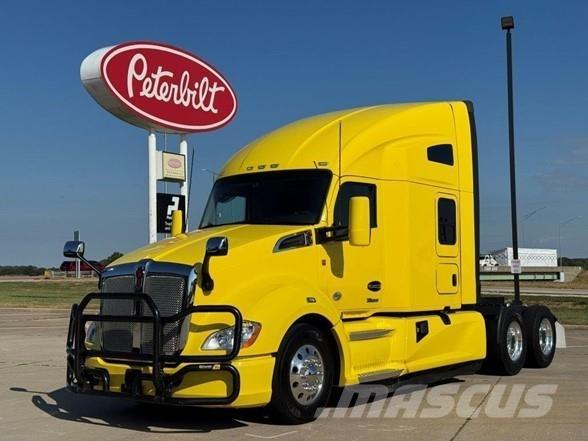 Kenworth T680 وحدات الجر