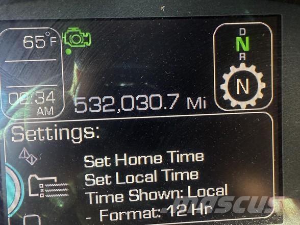 Kenworth T680 وحدات الجر