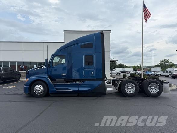Kenworth T680 وحدات الجر