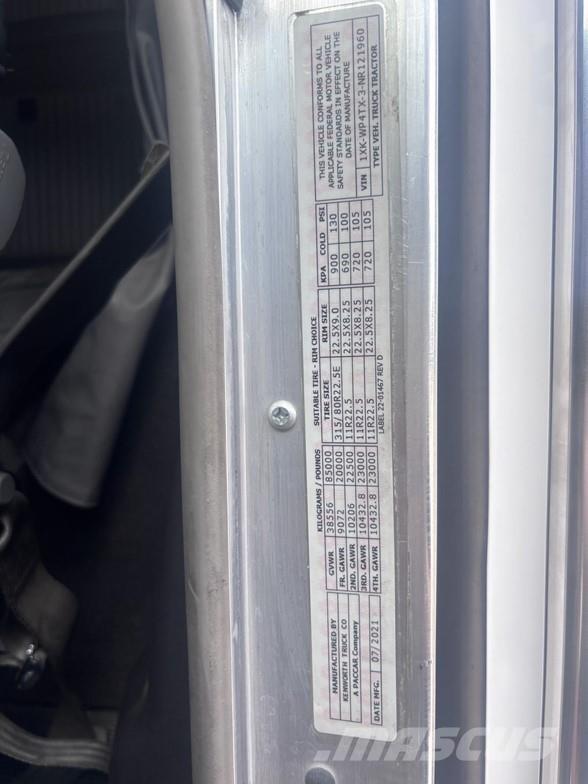 Kenworth W900B وحدات الجر