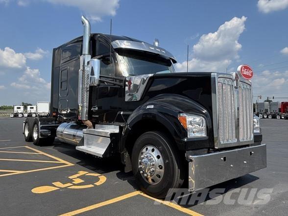 Kenworth W990 وحدات الجر
