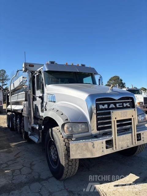 Mack GRANITE 104BR شاحنات قلابة