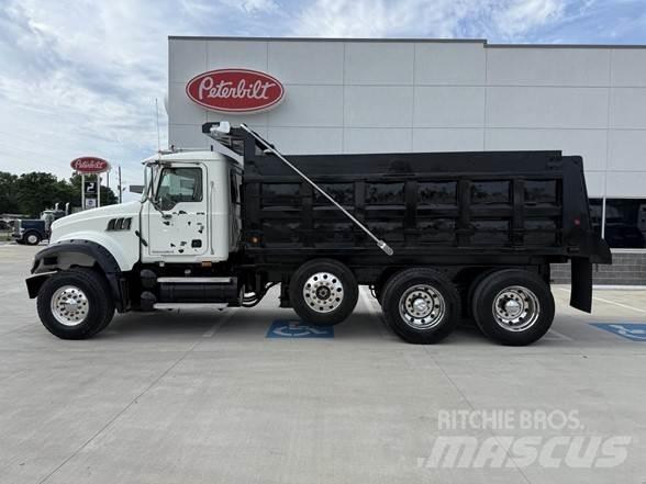 Mack GRANITE CTP713 شاحنات قلابة