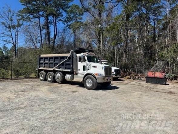 Peterbilt 348 شاحنات قلابة