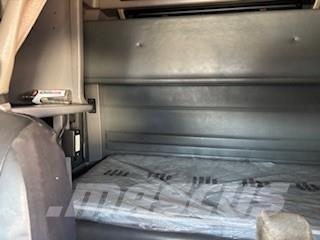 Peterbilt 379 وحدات الجر