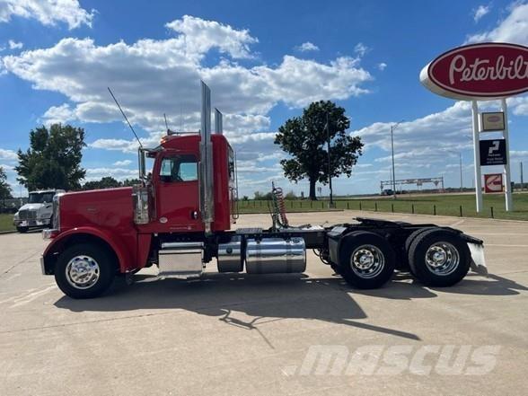 Peterbilt 389 وحدات الجر