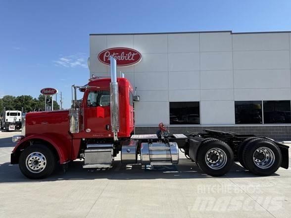 Peterbilt 389 وحدات الجر