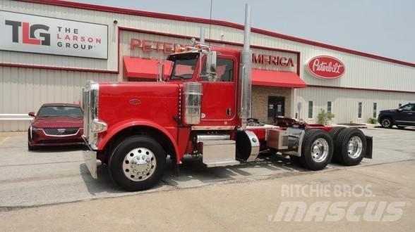 Peterbilt 389 وحدات الجر