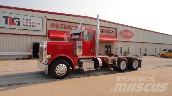 Peterbilt 389 وحدات الجر