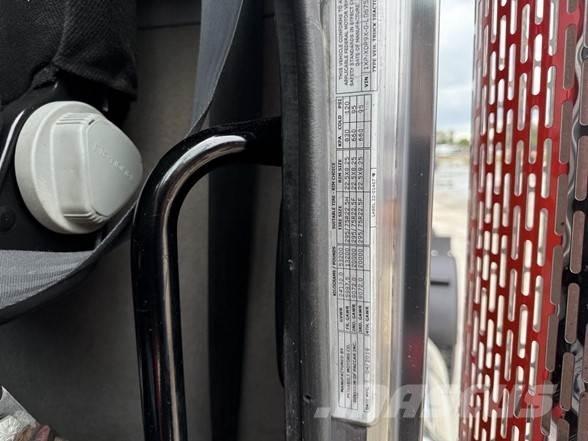 Peterbilt 389 وحدات الجر