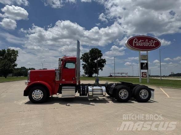 Peterbilt 389 وحدات الجر