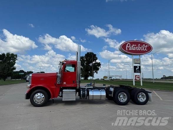 Peterbilt 389 وحدات الجر