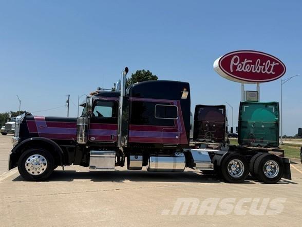 Peterbilt 389 وحدات الجر
