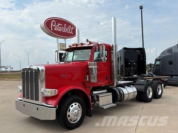 Peterbilt 389 وحدات الجر