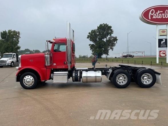 Peterbilt 389 وحدات الجر