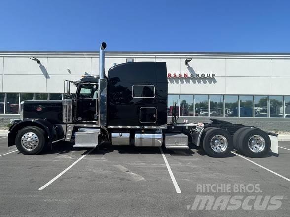 Peterbilt 389 وحدات الجر