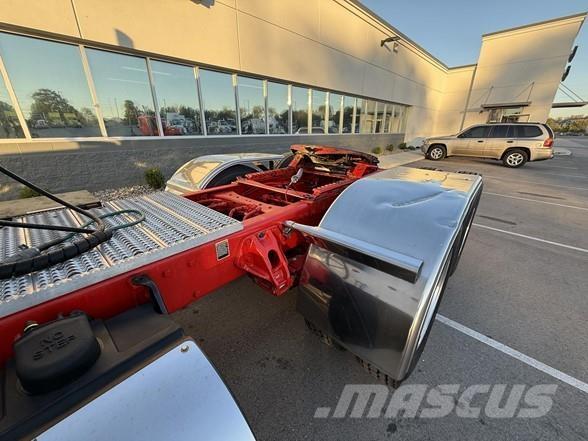 Peterbilt 389 وحدات الجر