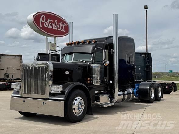 Peterbilt 389 وحدات الجر