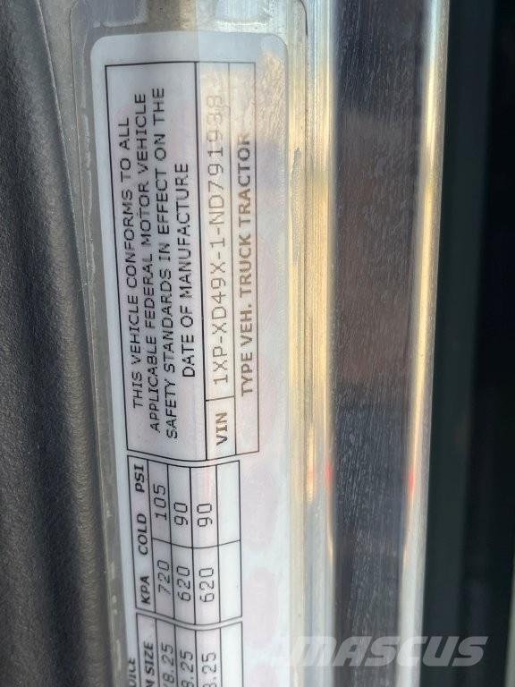 Peterbilt 389 وحدات الجر